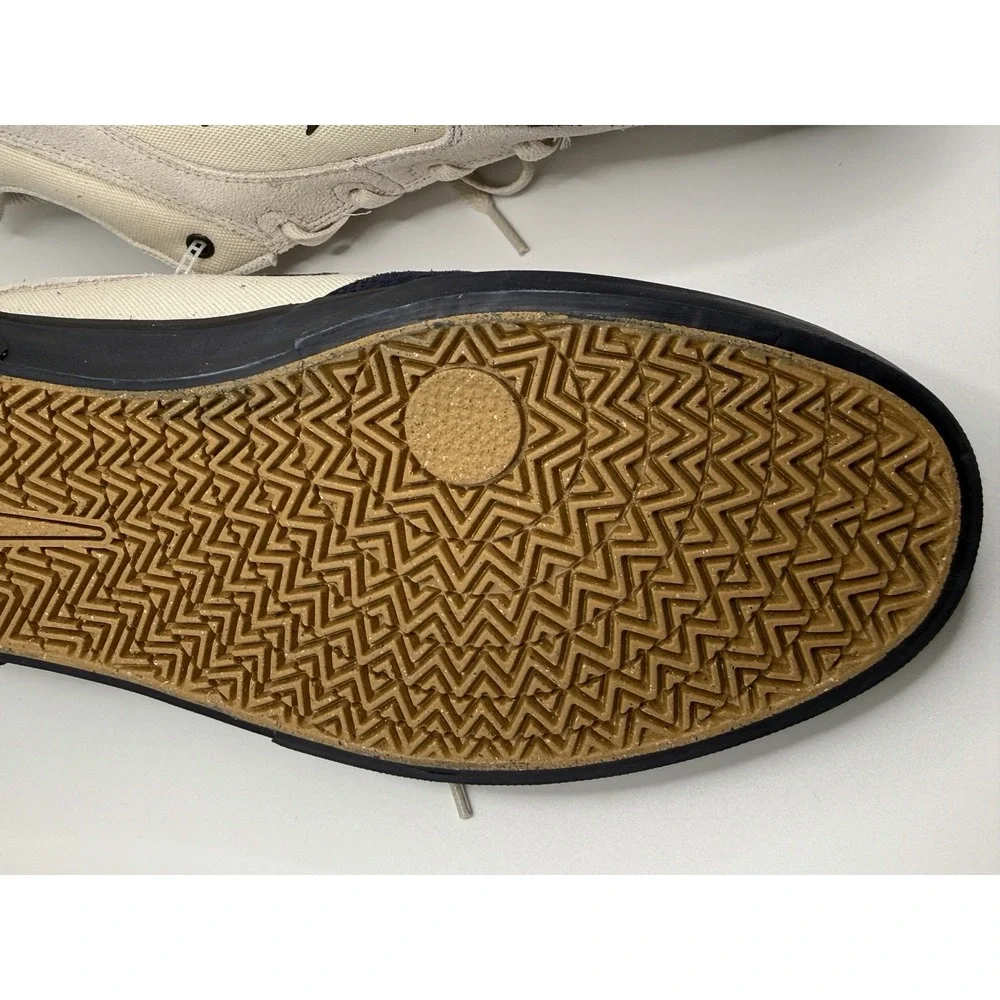 Nike SB Mallow TE HF3066-201 Light Khaki Gum Men 11.5 NWOB